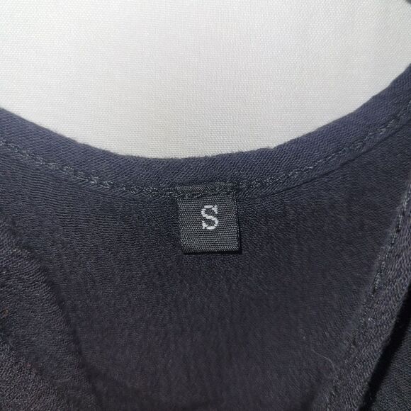 Womens Size Small Black Flowy Abstract Hem Tank Top - Picture 2 of 3